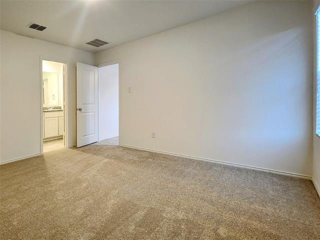 Building Photo - 324 Dewberry St