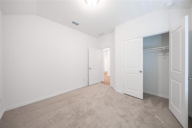 Building Photo - 1610 Dove Dr