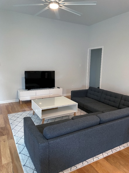 Building Photo - 1038 Gentle Wind Dr