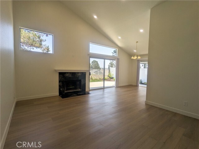 Building Photo - 6 Parkwood