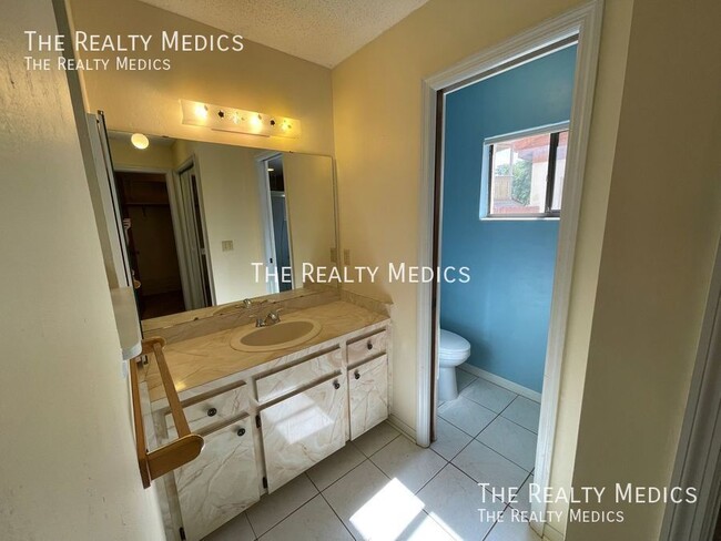 Building Photo - 1168 E Winged Foot Cir