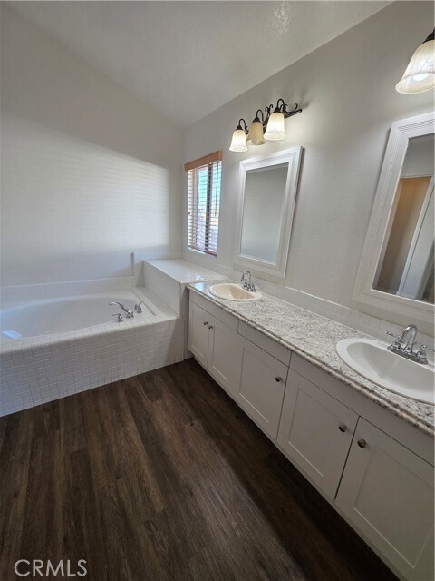 Building Photo - 31939 Monique Cir