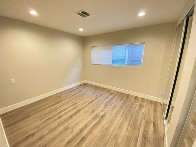 Building Photo - 2 Bed 1.5 Bath Condo In Moraga *Remodeled*