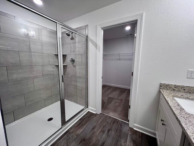 Building Photo - 2542 Fieldsway Dr