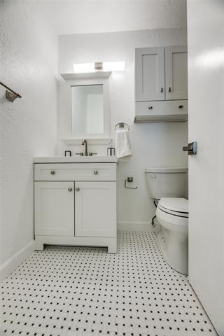 Building Photo - 3440 Rosedale Ave