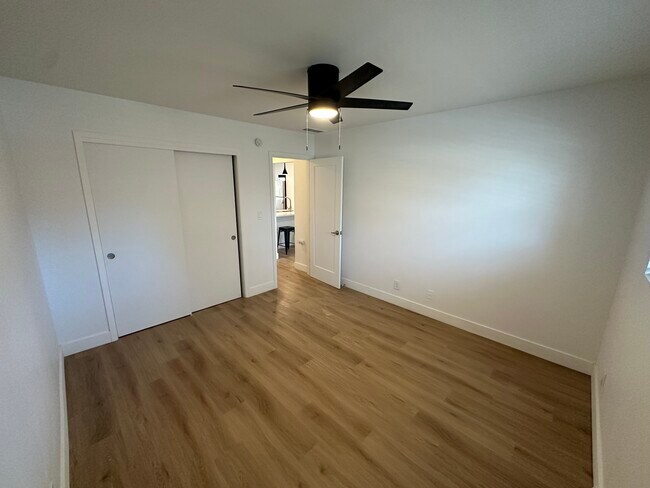 Front bedroom - 1108 Constitution Ave