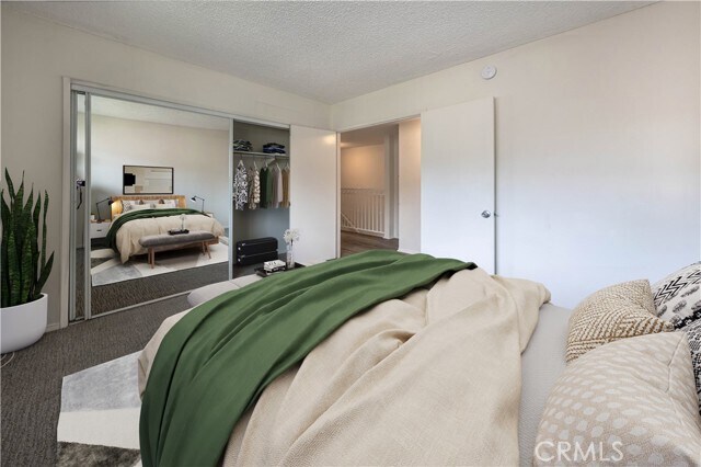 Building Photo - 423 2nd St