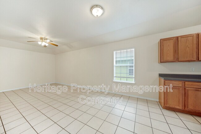 Building Photo - 236 Rosalie Dr