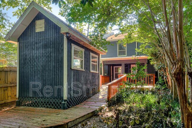 Building Photo - 2913 Running Creek Ln
