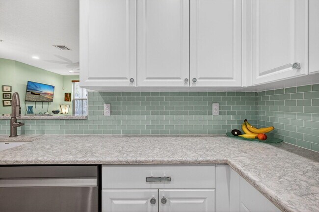 Building Photo - 4345 Parkside Dr