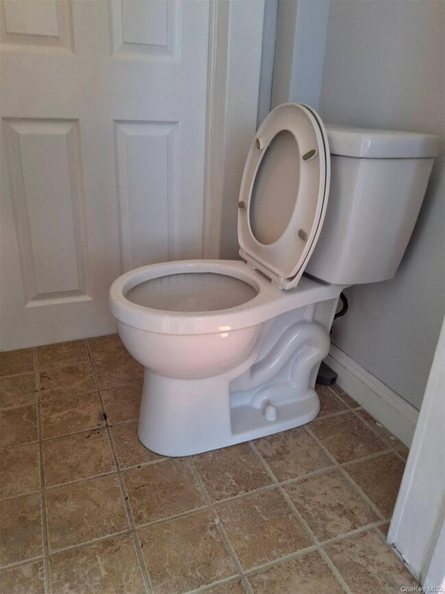 Building Photo - 34 Main St