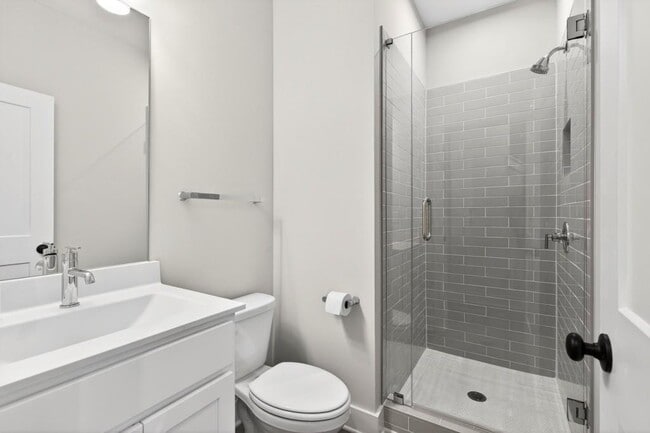 Building Photo - 2641 Mackintosh Ct