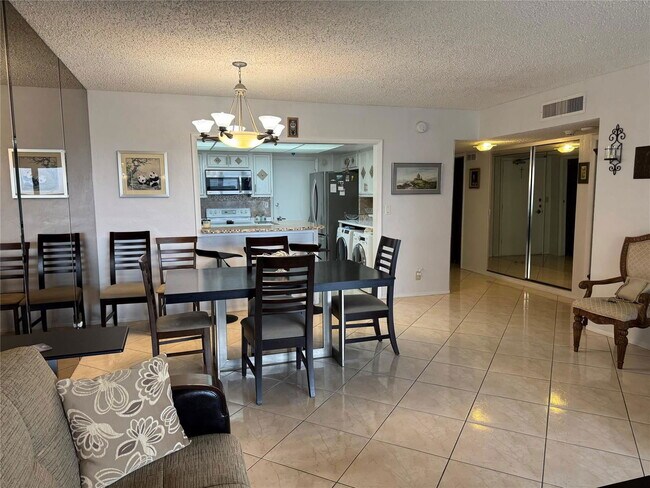 Building Photo - 3750 Galt Ocean Dr
