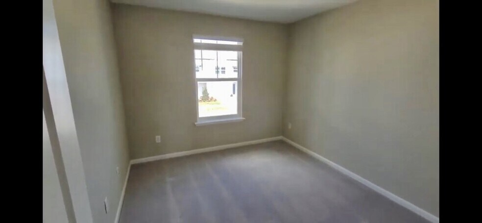 Building Photo - 10323 Alder Creek Ln