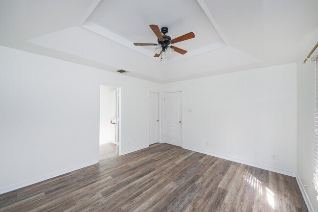 Building Photo - 752 Buffalo Ct