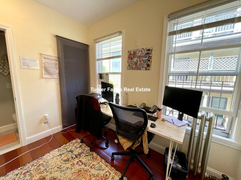 Building Photo - 88 Hancock St