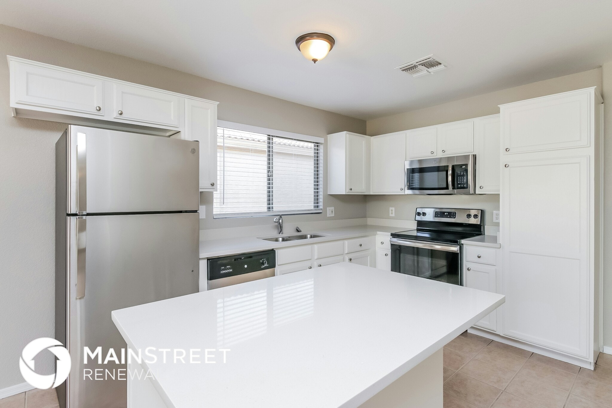 Building Photo - 6242 W Illini St