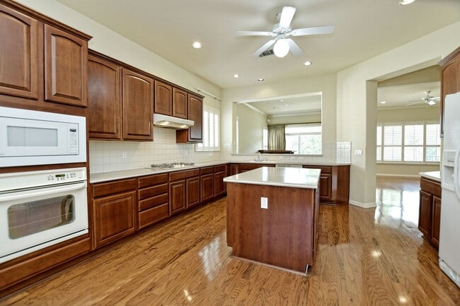 Building Photo - 125 Fox Home Ln