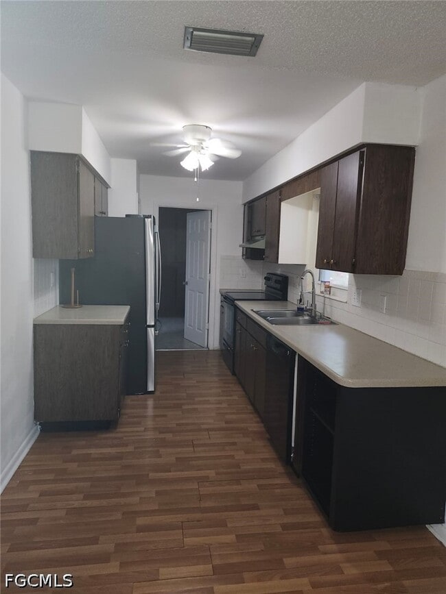 Building Photo - 112 Kerr Cir