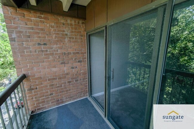 Building Photo - 6711 Park Heights Ave