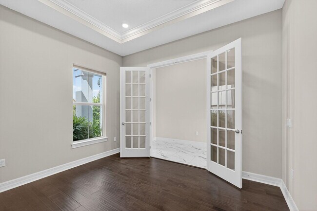 Building Photo - 10904 Stellar Cir
