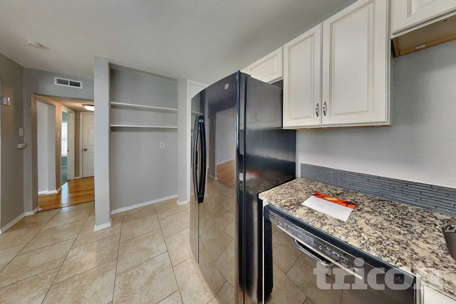 Building Photo - 706 Olney Dr