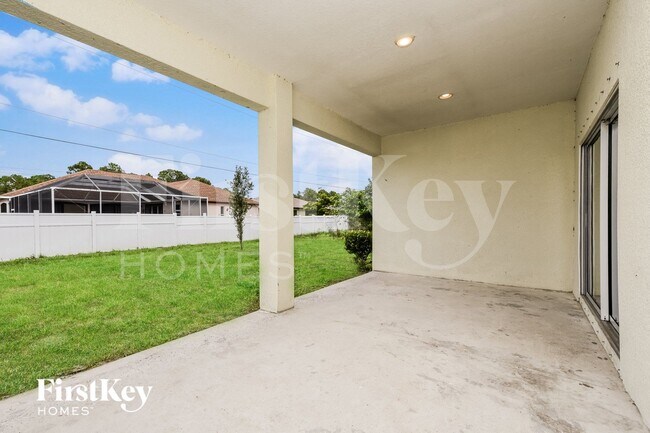 Building Photo - 2466 Altoona Ave