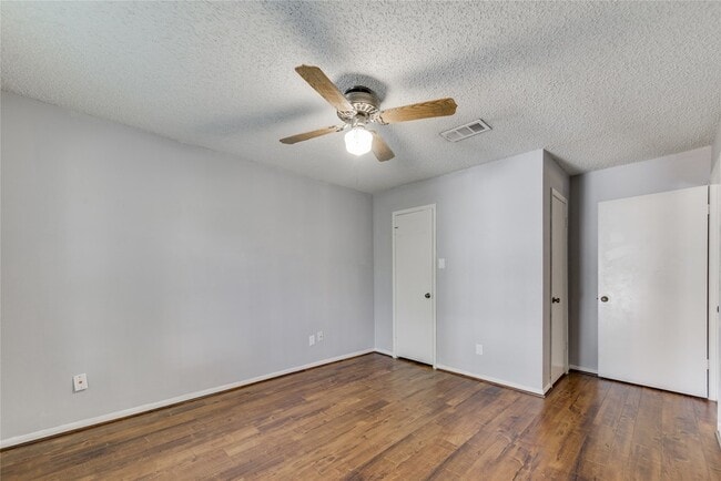 Building Photo - 14228 Misty Meadow Ln