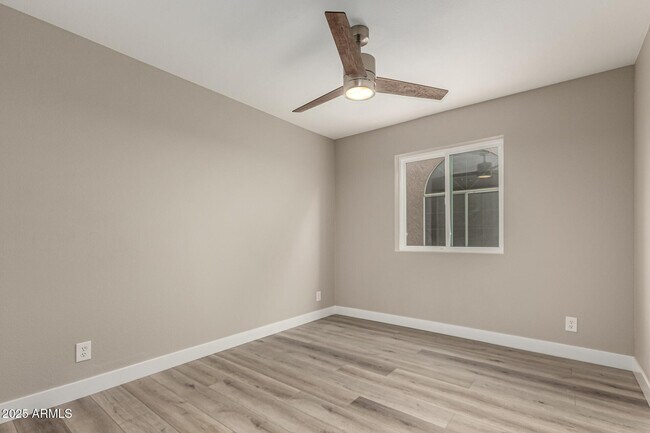 Building Photo - 2319 E San Tan Dr