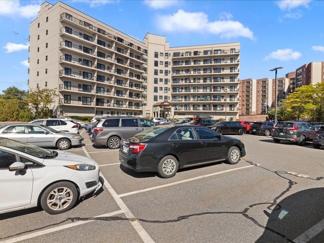 Primary Photo - 133 Commander Shea Blvd