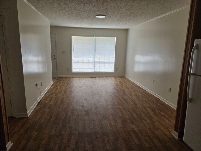 Building Photo - 159 Hazeldale Ln