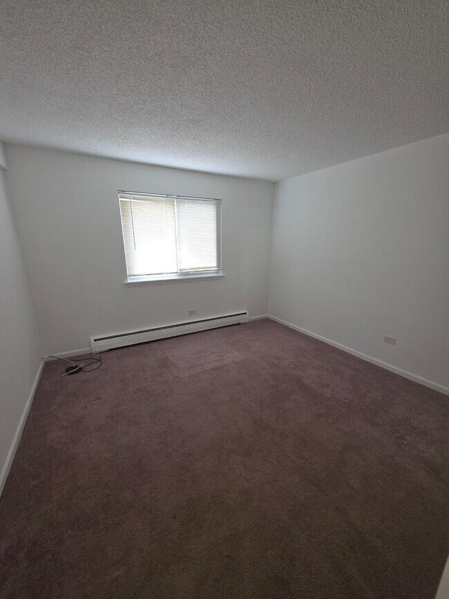 Building Photo - 111 Boardwalk St