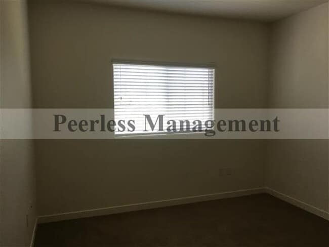 Building Photo - Beautiful 2BD/2BA Condo in Gated Complex - Many Amenities, Available Now!!!