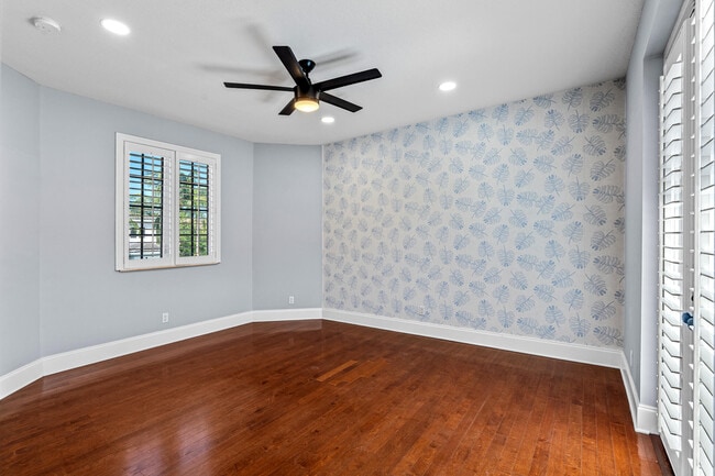 Building Photo - 17550 Circle Pond Ct