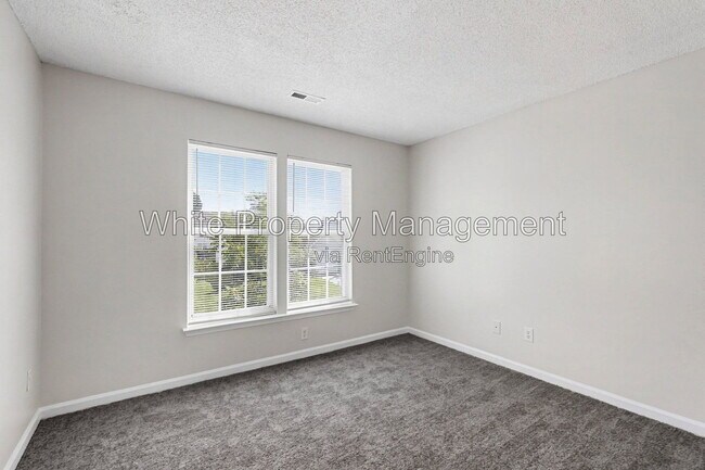 Building Photo - 1716 Starling Ct