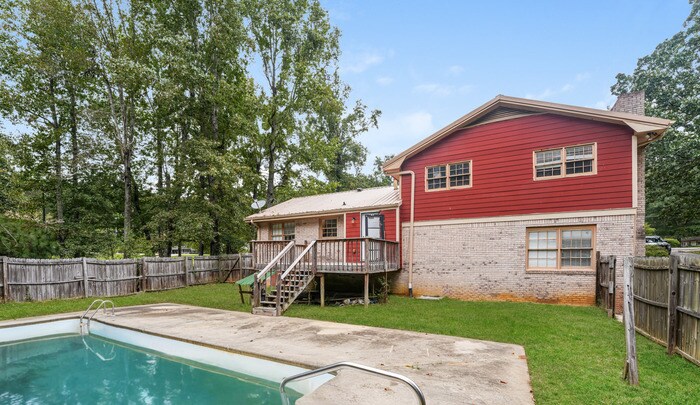 Building Photo - 2069 Christian Cir SE