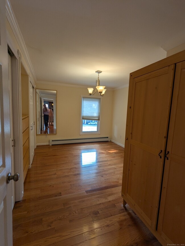 Building Photo - 147 Grove St