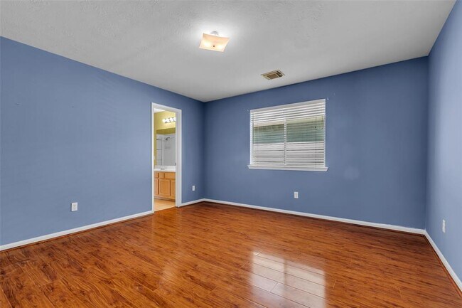 Building Photo - 16343 Mellow Oaks Ln
