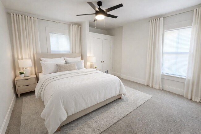 Building Photo - 129 Talbot Ave