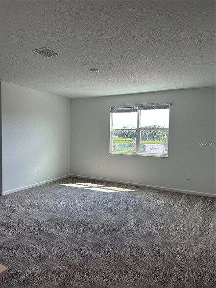 Building Photo - 2525 Relaxing Ln