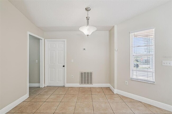 Building Photo - 103 N Sparkman Ave