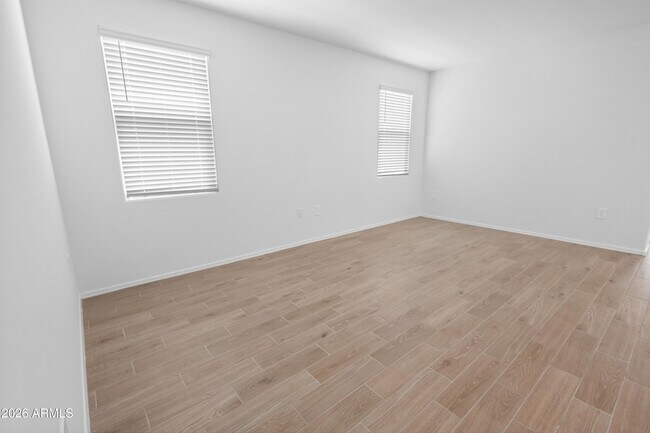 Building Photo - 18351 W Hackamore Dr
