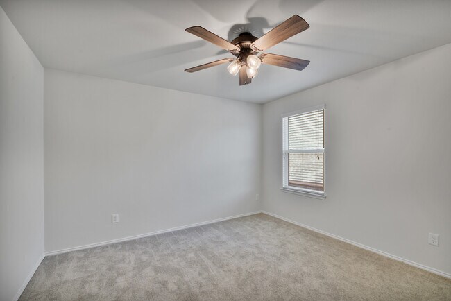 Building Photo - 3013 Whispering Pine Blvd