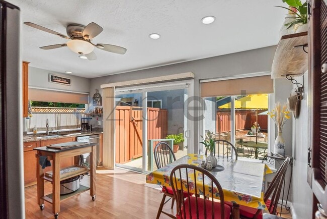 Building Photo - 262 Arbor Valley Dr