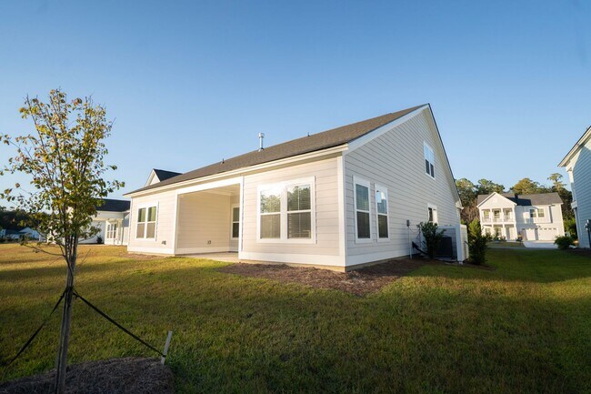 Building Photo - Available Now!