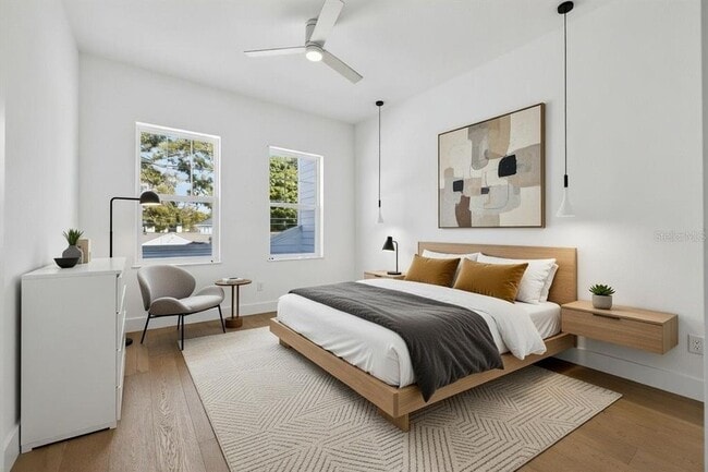 Building Photo - 611 24th Ave N