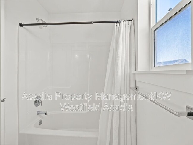 Building Photo - 136 N Desert Sage Dr