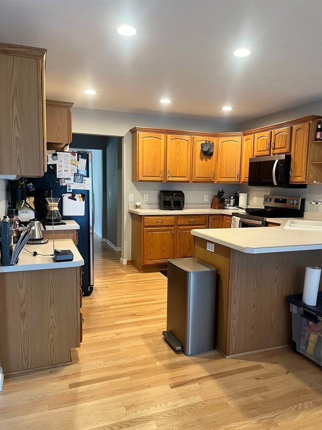 Building Photo - 1018 Ganser Dr