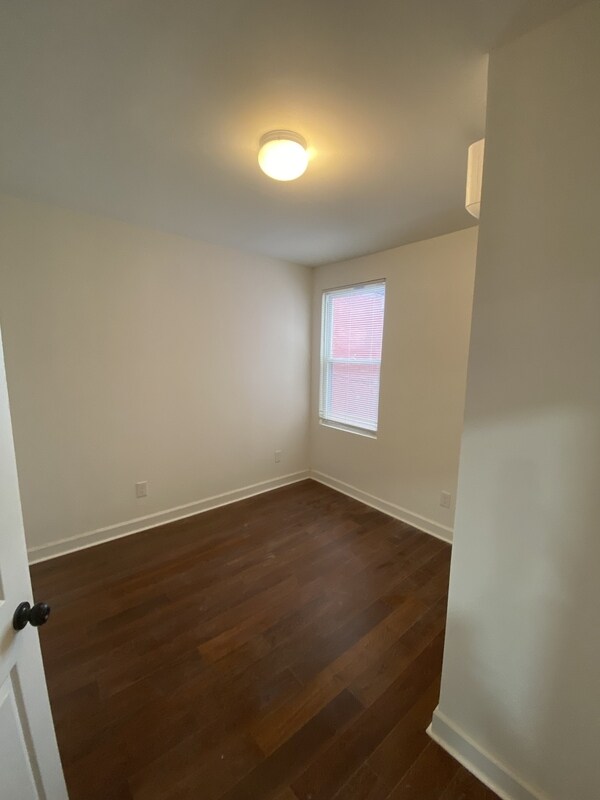 Building Photo - 423 N Highland Ave