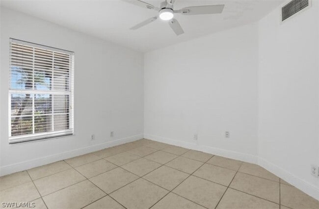 Building Photo - 2354 NW 36th Pl